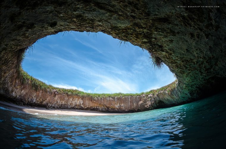Hidden Beach, Parque Nacional Islas Marietas, Mexico Hidden Beach, Parque Nacional Islas Marietas, Mexico